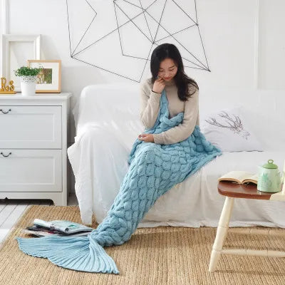 Quirky mermaid tail blanket <3 | Surfersandyogis