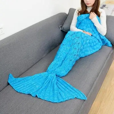 Quirky mermaid tail blanket <3 | Surfersandyogis