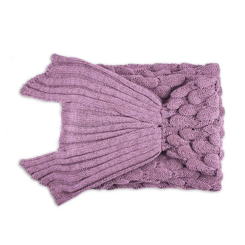 Quirky mermaid tail blanket <3 | Surfersandyogis