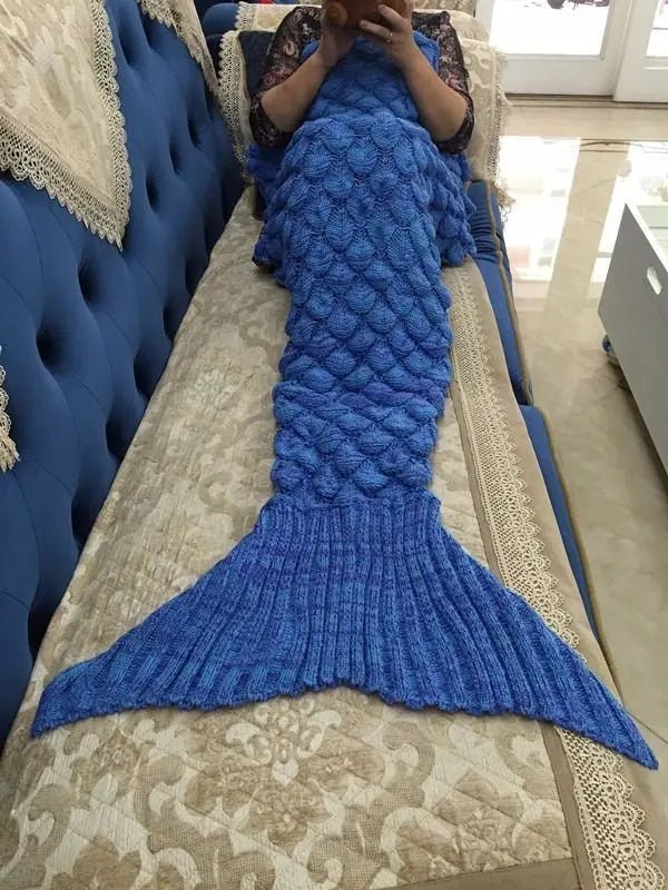 Quirky mermaid tail blanket <3 | Surfersandyogis