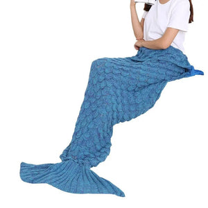 Quirky mermaid tail blanket <3 | Surfersandyogis