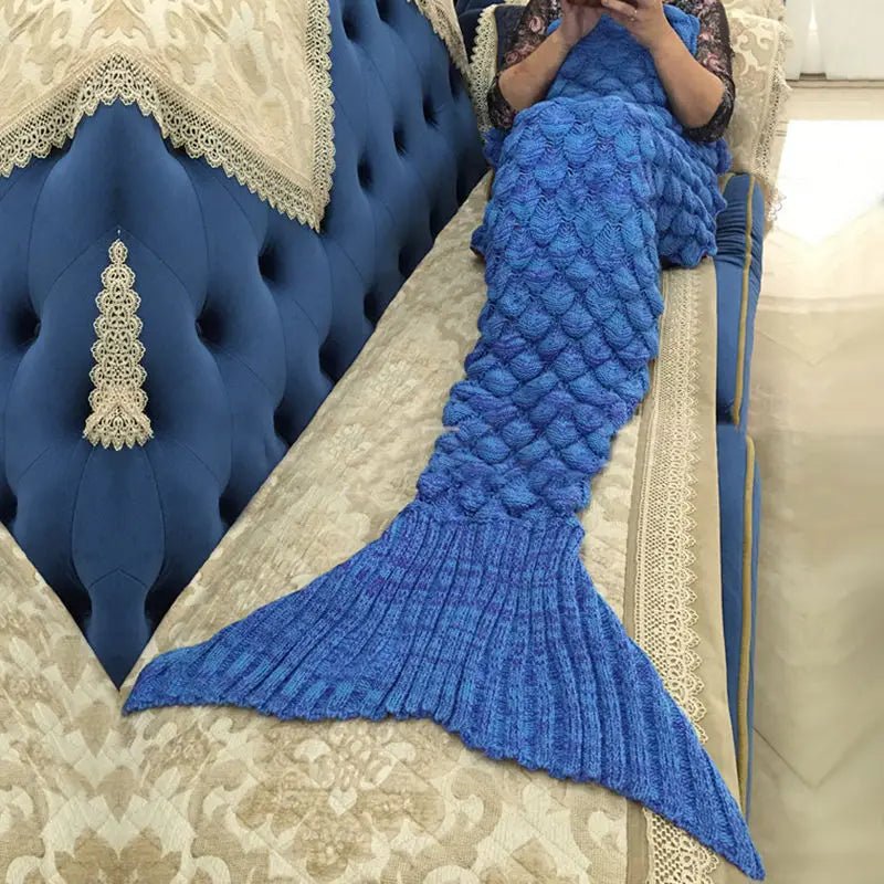 Quirky mermaid tail blanket <3 | Surfersandyogis