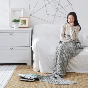 Quirky mermaid tail blanket <3 | Surfersandyogis