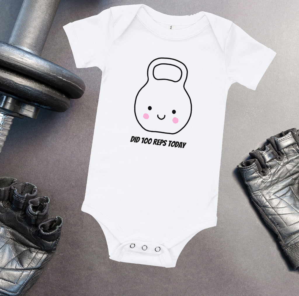 Crossfit and weight lifting baby clothes - Mom positivity baby bodysuit - Weight training mom - crossfit mom - bodysuit / babygrow / romper