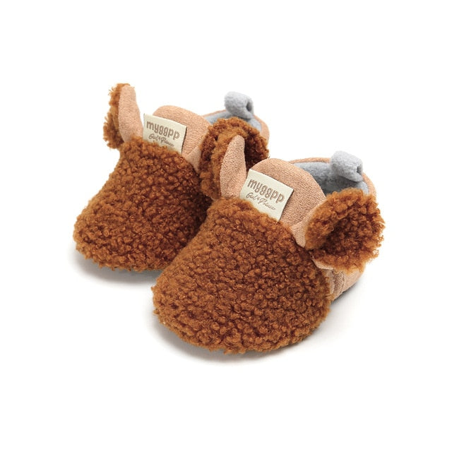 Super cute fuzzy baby shoes