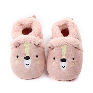 Adorable warm booties - Cute pink warm booties for baby