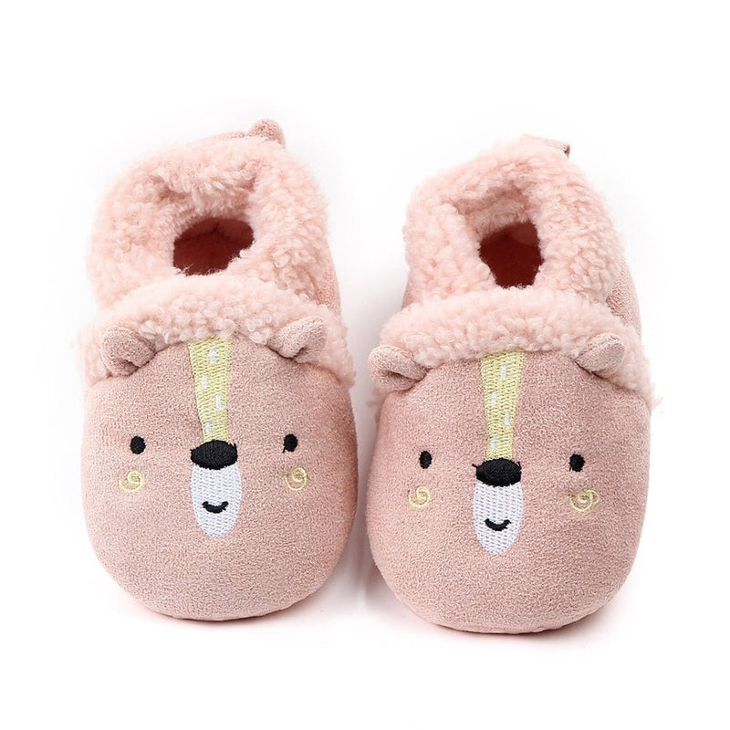 Adorable warm booties - Cute pink warm booties for baby